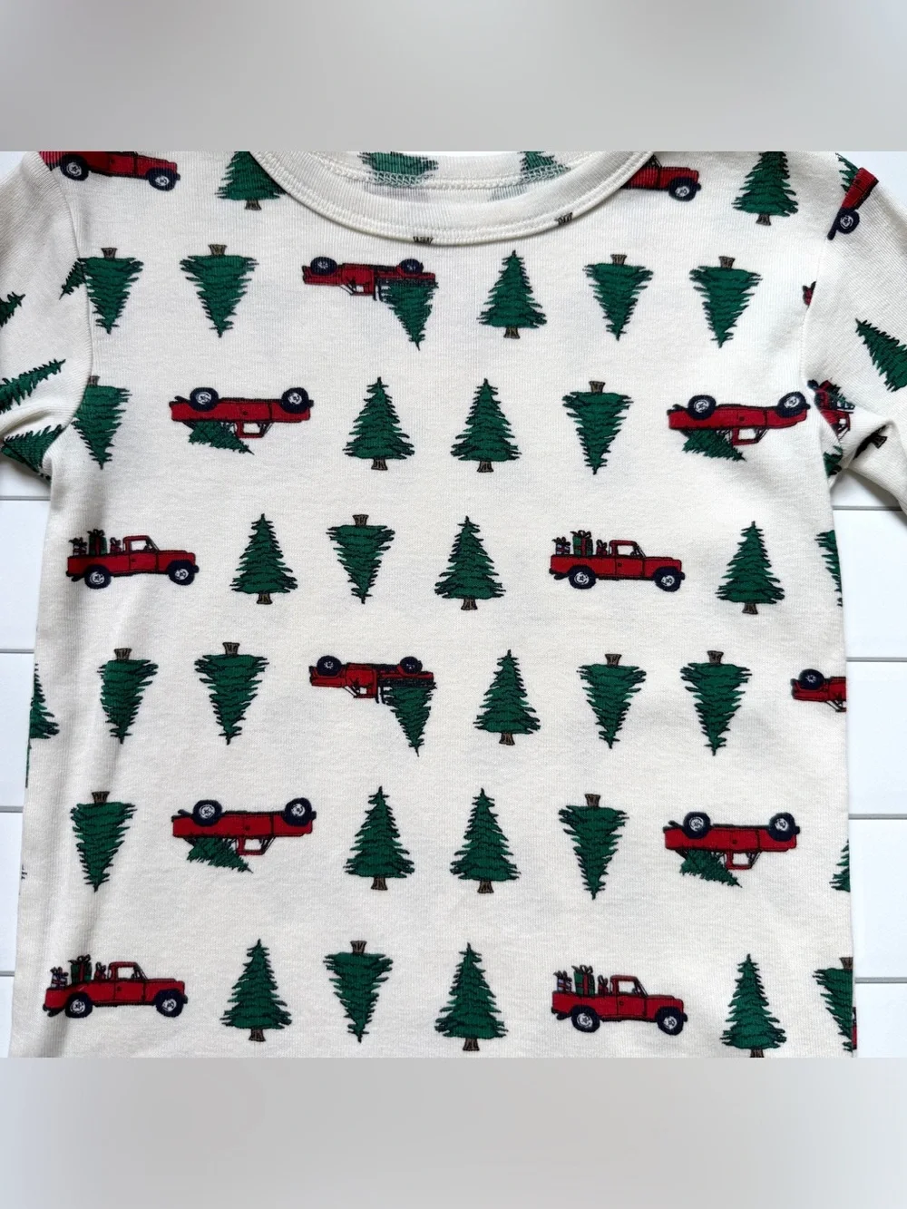 6🌲 GAP Kids Organic Cotton Red Pickup Truck & Green Christmas Trees PJ Set